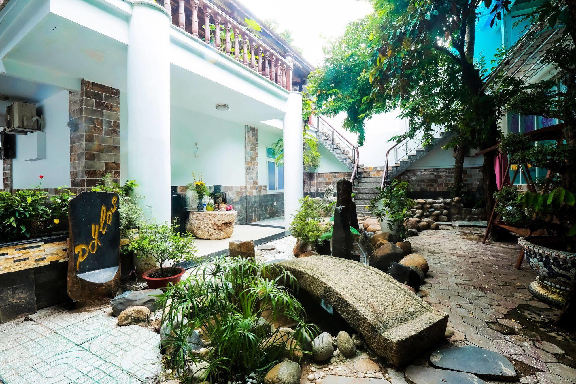 Pylos Hotel Ho Chi Minh City Bagian luar foto