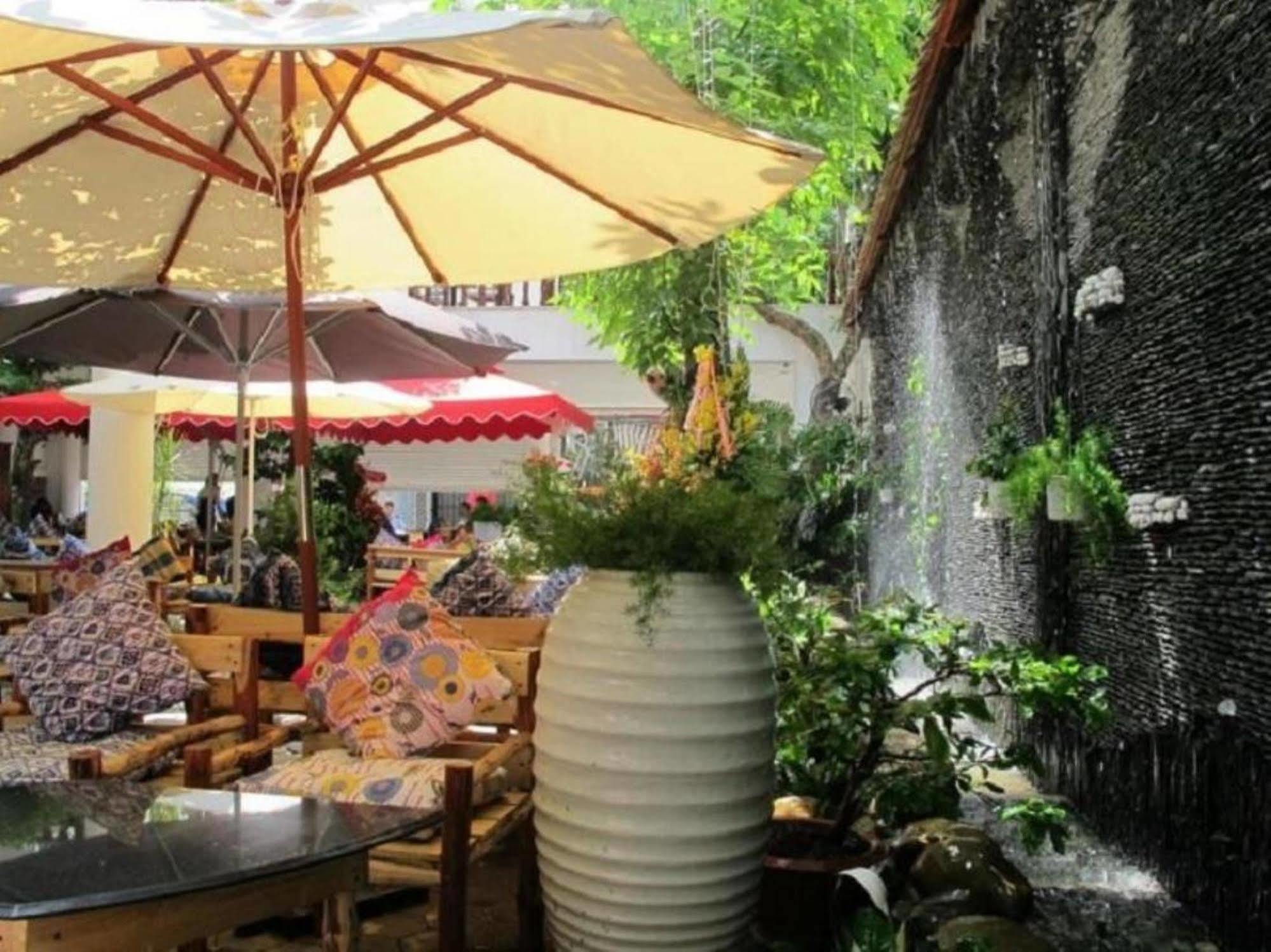Pylos Hotel Ho Chi Minh City Bagian luar foto