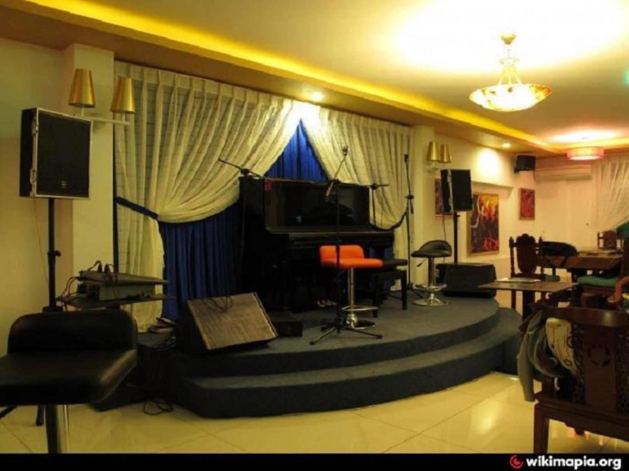 Pylos Hotel Ho Chi Minh City Bagian luar foto